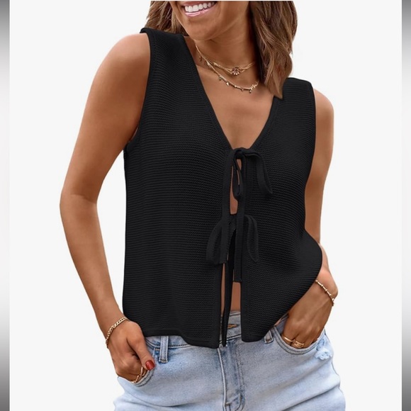 LILLUSORY Tie Front Top - Picture 3 of 8